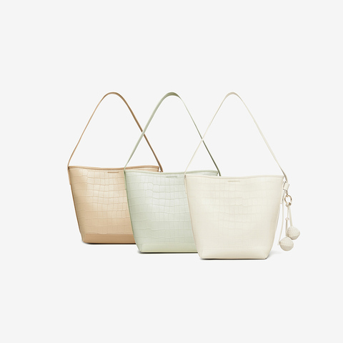 百思图2023秋季新款商场同款时髦通勤水桶包单肩包女X3028CX3