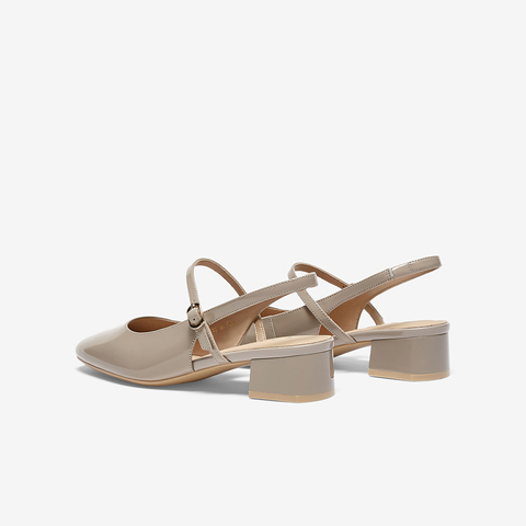 百思图2023夏季新款商场同款时尚简约复古粗跟后空女凉鞋TZT01BH3