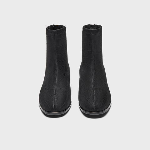 百思图2023冬季新款商场同款时尚简约弹力靴粗跟女短靴RFO58DD3