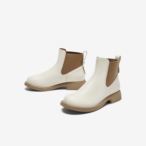 百思图2023冬季新款商场同款时尚简约时装靴粗跟女短靴TQ441DD3