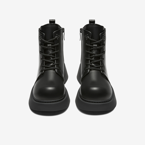 百思图2023冬季新款商场同款简约休闲马丁靴粗跟女短靴TT843DD3