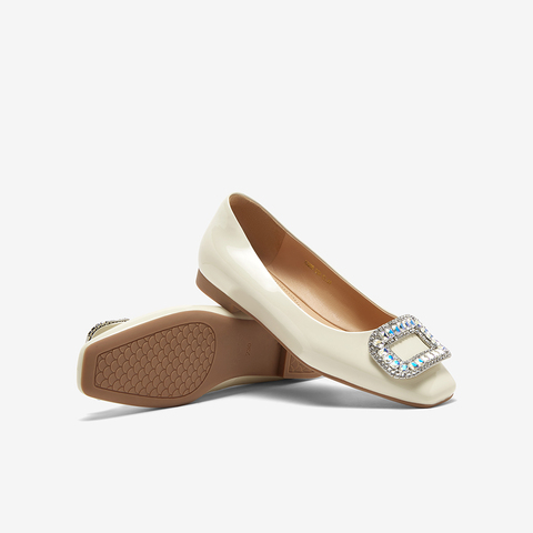 百思图2023秋季新款简约时尚金属钻扣方头浅口女单鞋A3966CQ3