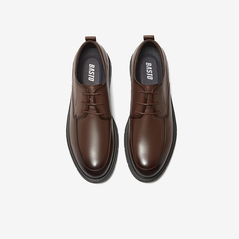 百思图2024春季新款时尚简约商务正装厚底男休闲皮鞋B2321AM4