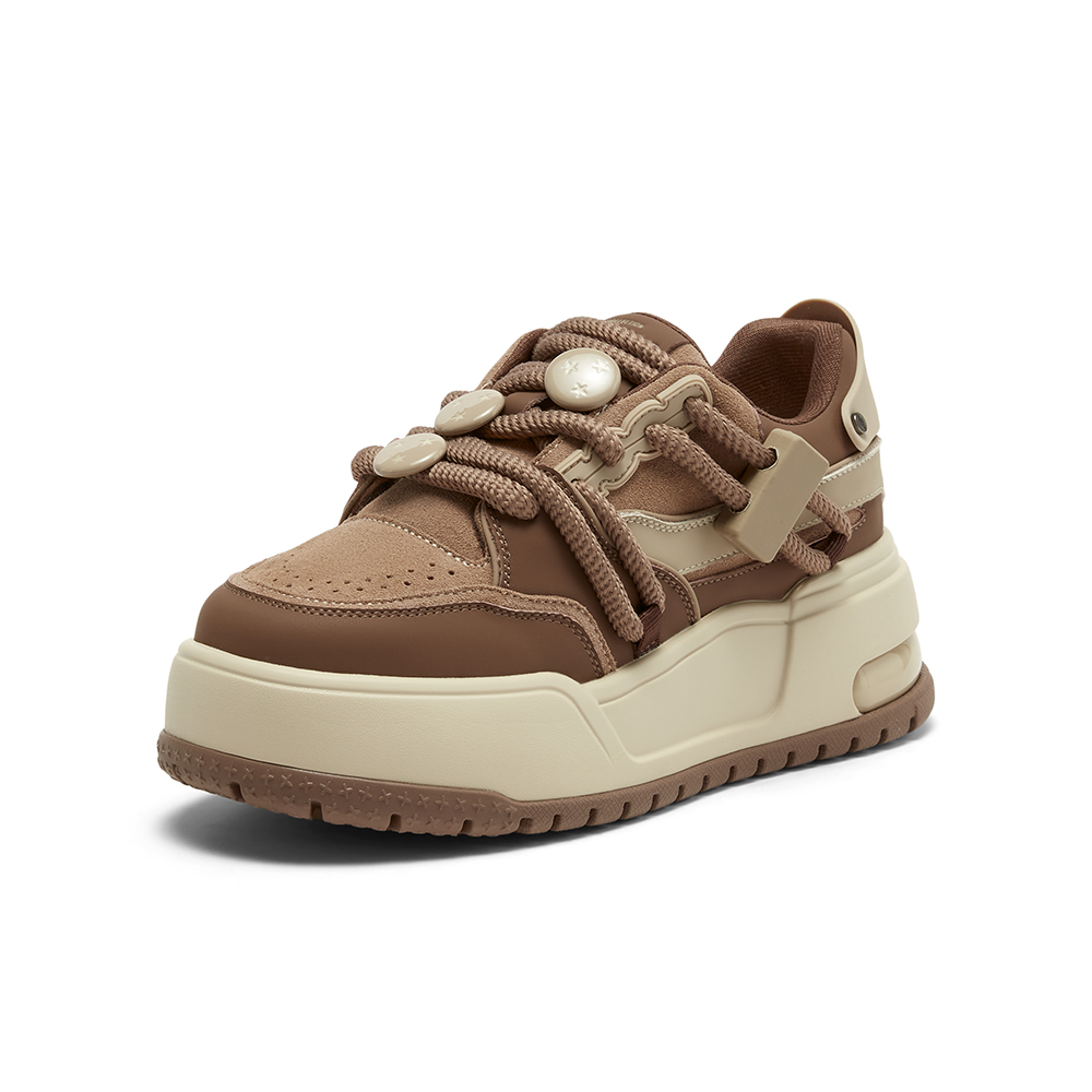 百思图2023春季新款时髦户外运动板鞋厚底女休闲鞋ND988AM4