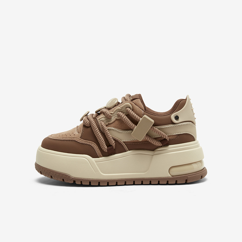 百思图2023春季新款时髦户外运动板鞋厚底女休闲鞋ND988AM4