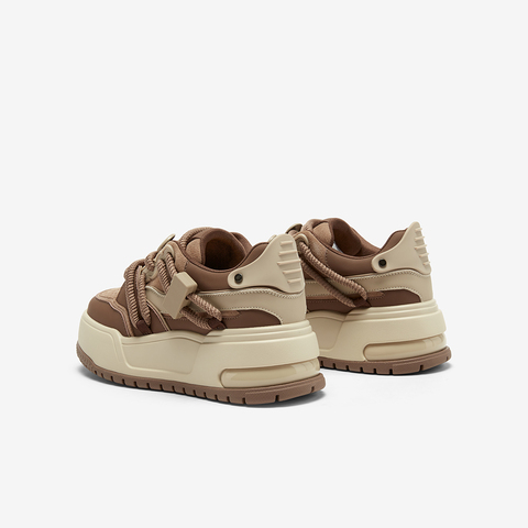 百思图2023春季新款时髦户外运动板鞋厚底女休闲鞋ND988AM4