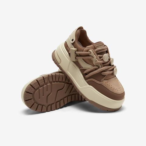 百思图2023春季新款时髦户外运动板鞋厚底女休闲鞋ND988AM4