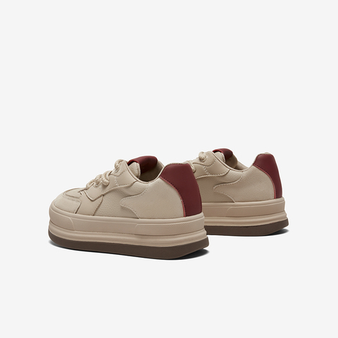 百思图2024春季新款时尚运动休闲板鞋厚底女休闲鞋TD168AM4