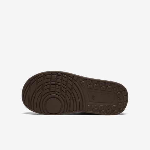 百思图2024春季新款时尚运动休闲板鞋厚底女休闲鞋TD168AM4