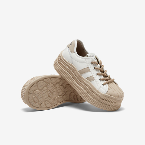 百思图2024春季新款时尚运动休闲板鞋厚底圆头女休闲鞋EA624AM4