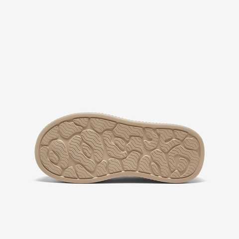 百思图2024春季新款时尚运动休闲板鞋厚底圆头女休闲鞋EA624AM4