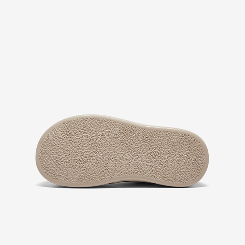 百思图2024春季新款时尚运动休闲板鞋厚底圆头女休闲鞋IB008AM4