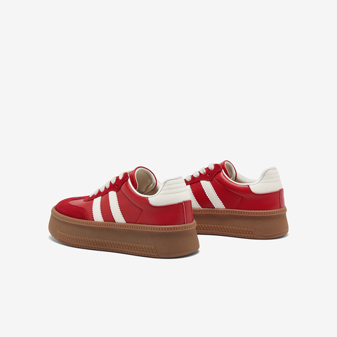 百思图2024春季新款商场同款时尚运动板鞋厚底女休闲鞋ID876AM4