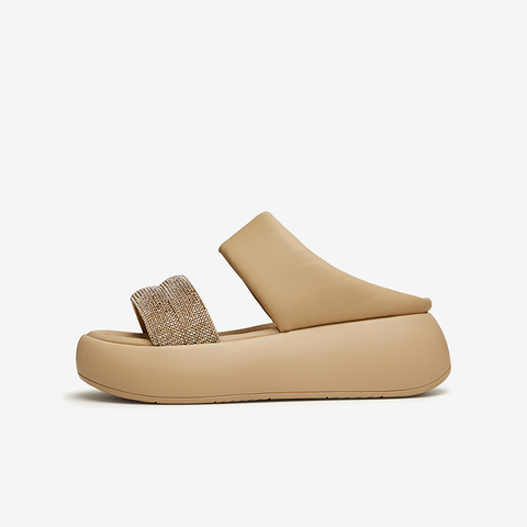 百思图2024夏季新款商场同款时髦闪钻休闲厚底女拖鞋UCL03BT4