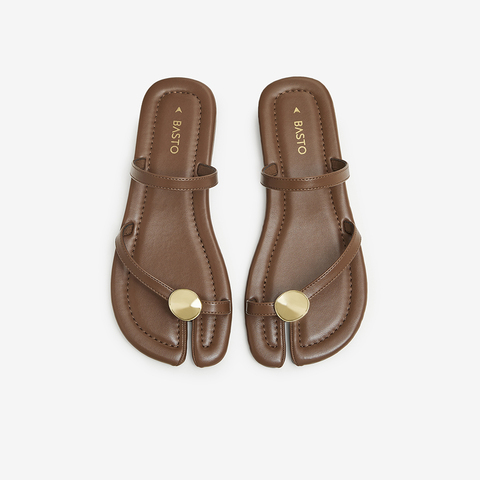 百思图2024夏季新款时髦简约户外休闲夹趾平跟女拖鞋M3072BT4