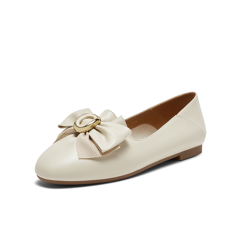 百思图2024春季新款商场同款甜美蝴蝶结乐福鞋方跟女单鞋TYK21AA4