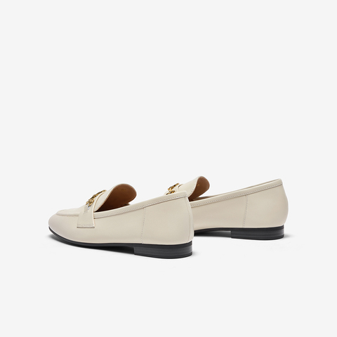 百思图2024春季新款商场同款时尚金属扣乐福鞋粗跟女单鞋TTM28AA4