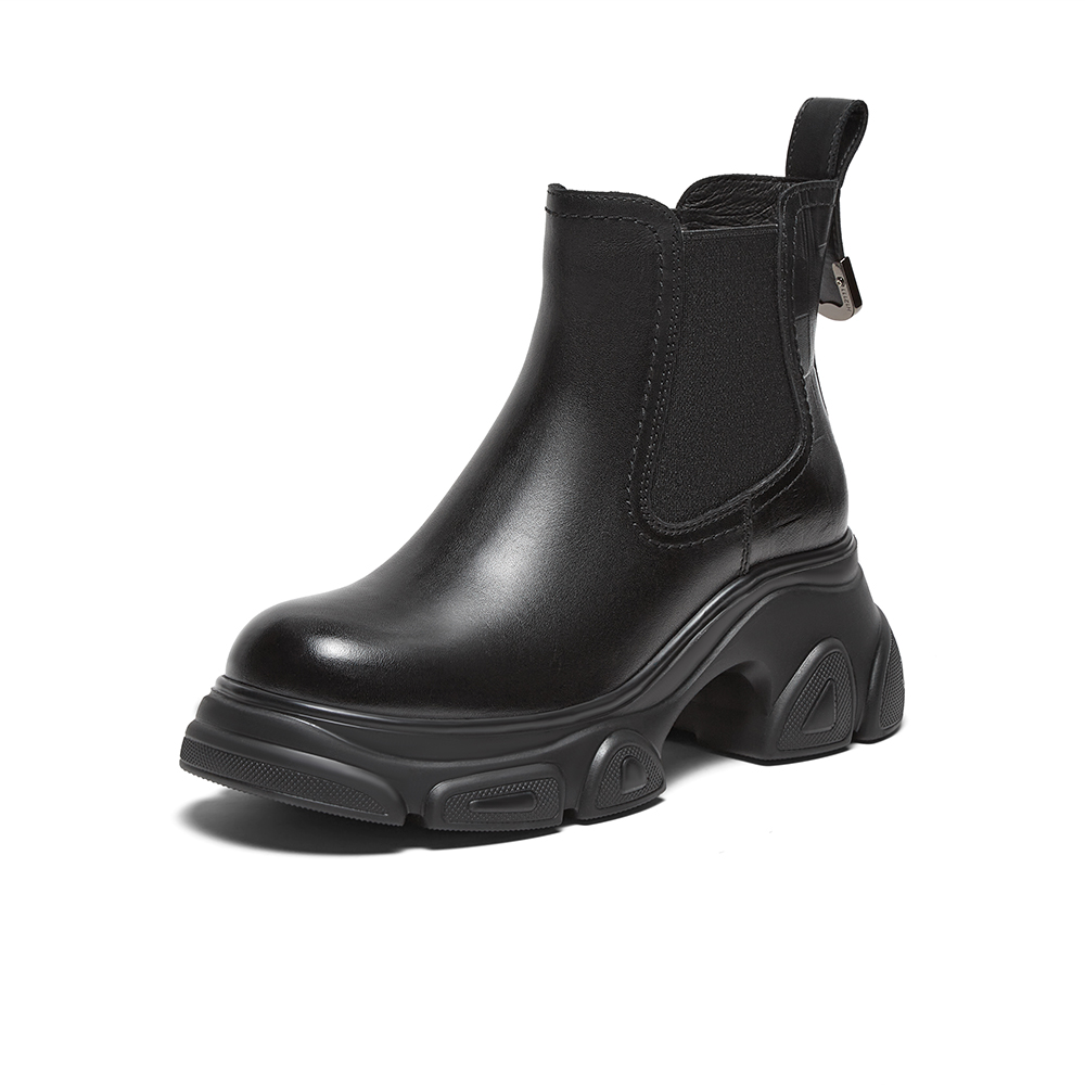 百思图2024冬季新款商场同款时尚街头烟筒靴粗跟女短靴A6351DD4