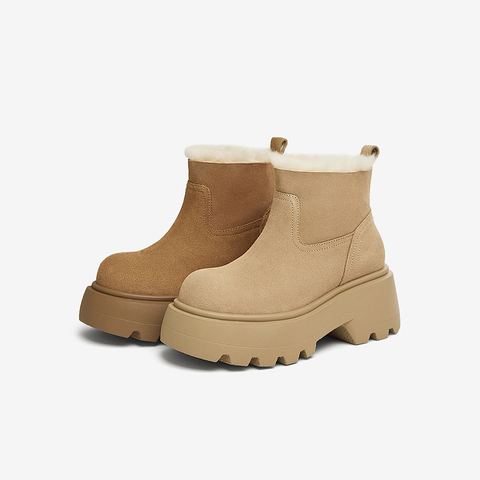 百思图2024冬季新款商场同款户外休闲雪地靴粗跟女短靴E5110DD4