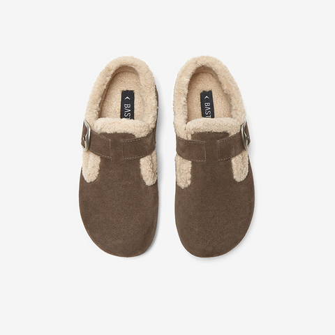 百思图2024冬季新款简约休闲复古勃肯鞋平跟圆头女单鞋BG195DM4