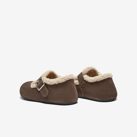 百思图2024冬季新款简约休闲复古勃肯鞋平跟圆头女单鞋BG195DM4