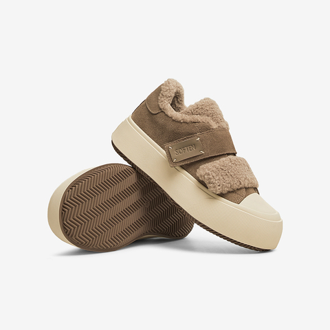 百思图2024冬季新款商场同款时尚运动板鞋加绒女休闲鞋I7595DM4