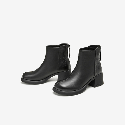 百思图2024冬季新款商场同款简约通勤时装靴粗跟女短靴BD701DD4