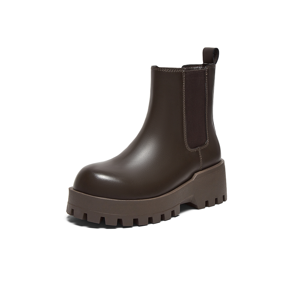 百思图2024冬季新款商场同款简约通勤烟筒靴粗跟女短靴I7892DD4