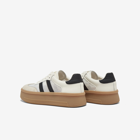 百思图2024春季新款商场同款时尚运动板鞋厚底女休闲鞋ID876AM4