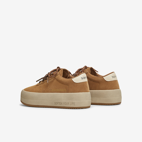 百思图2025春季新款时尚户外运动板鞋厚底女休闲鞋I5757AM5