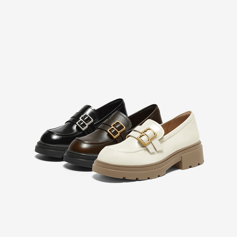 百思图2025春季新款商场同款学院风乐福鞋粗跟女单鞋TFW93AA5