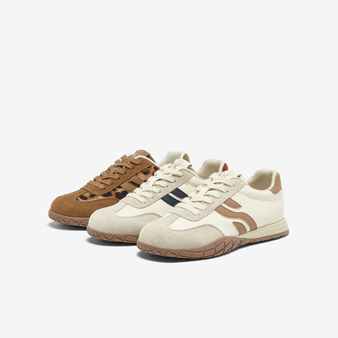 百思图2025春季新款时尚复古运动德训鞋平跟户外女休闲鞋V0110AM5