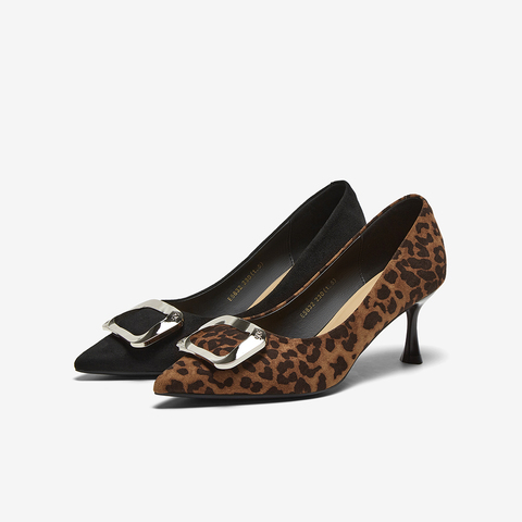 百思图2025春新款商场同款简约时尚通勤细高跟尖头女单鞋E5832AQ5