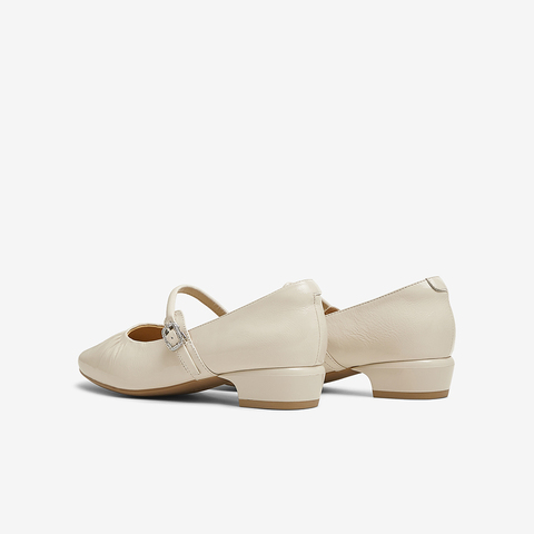 百思图2025春季新款商场同款简约时尚玛丽珍鞋粗跟女单鞋BN972AQ5