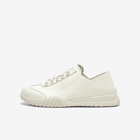 百思图2025春季新款商场同款简约休闲德训鞋平跟女休闲鞋E5261AM5