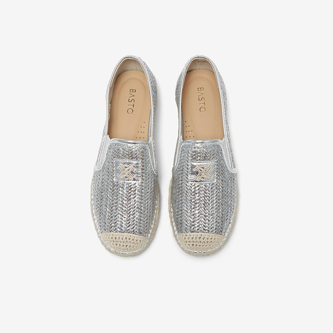 百思图2025春季新款简约通勤休闲便鞋渔夫鞋平跟女单鞋A0228AA5