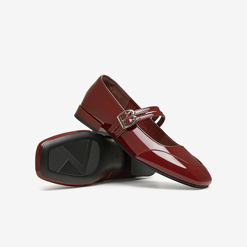 百思图2025春季新款商场同款简约法式玛丽珍鞋粗跟女单鞋M1335AQ5