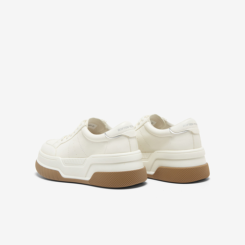 百思图2025春季新款商场同款户外运动板鞋厚底女休闲鞋UQI04AM5