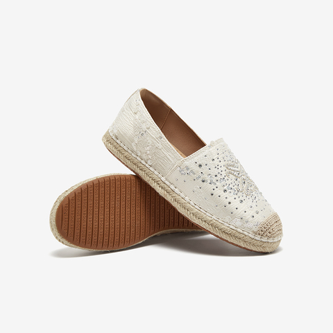 百思图2025春新款商场同款复古休闲通勤渔夫鞋平跟女单鞋A0201AA5