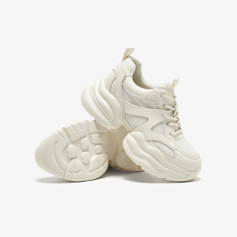 百思图2025春季新款商场同款简约户外老爹鞋厚底女休闲鞋A1112AM5