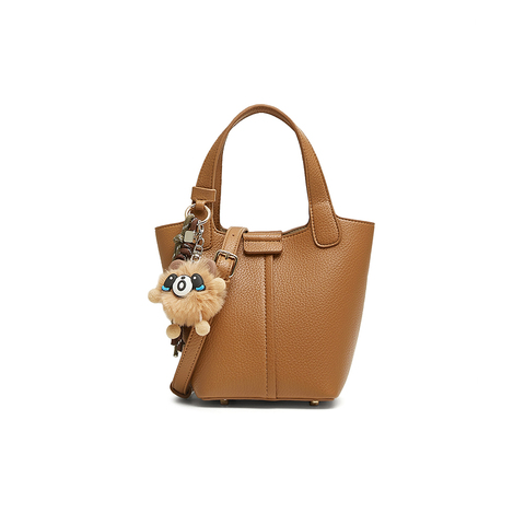 百思图2025春季新款商场同款人造革时尚背提包X3665AX5