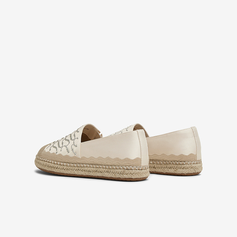 百思图2025春季新款时髦复古一脚蹬渔夫鞋平跟女单鞋A0251AA5