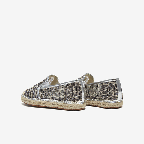 百思图2025夏季新款简约复古休闲渔夫鞋平跟圆头女单鞋A0511BA5