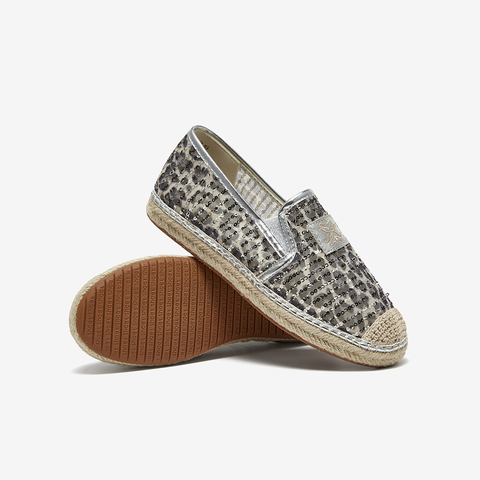 百思图2025夏季新款简约复古休闲渔夫鞋平跟圆头女单鞋A0511BA5