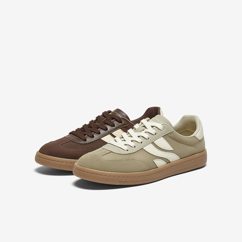 百思图2025春季新款商场同款户外复古德训鞋平跟男休闲鞋Y1881AM5