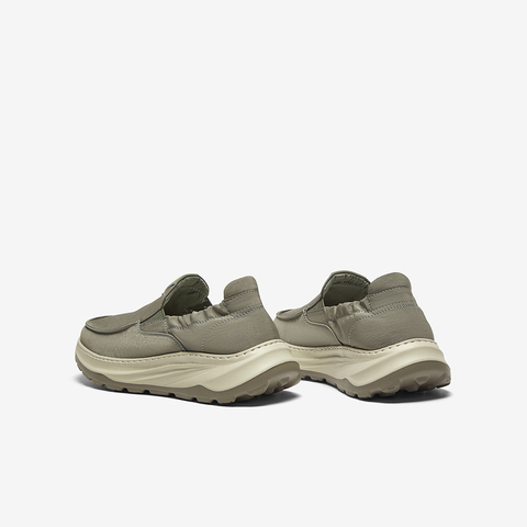 百思图2025夏季新款简约户外休闲布鞋厚底圆头男休闲鞋G6892BM5