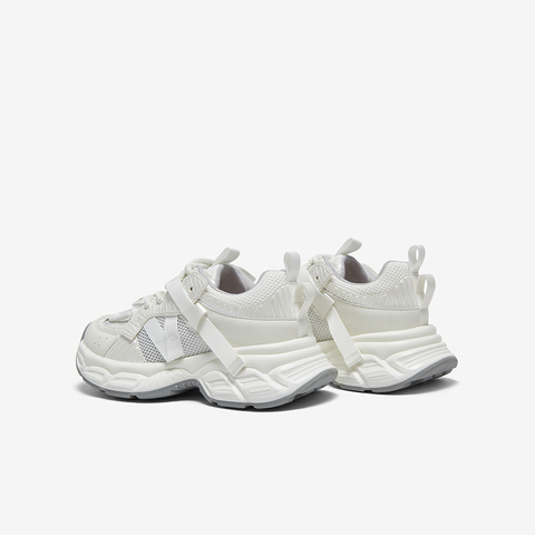 百思图2025夏季新款商场同款户外运动老爹鞋厚底女休闲鞋B6866BM5