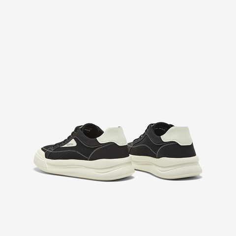 百思图2025夏季新款简约户外运动板鞋厚底圆头男休闲鞋L3306BM5