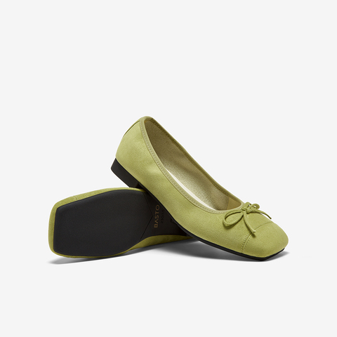 百思图2025秋季新款简约时尚蝴蝶结浅口方头女单鞋B2700CQ5