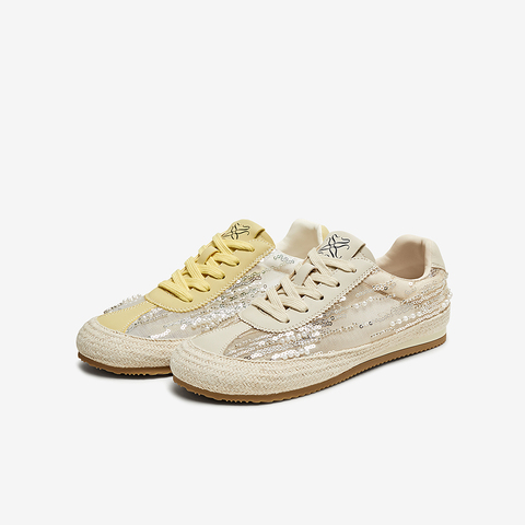 百思图2025夏新款渔夫鞋商场同款简约时尚复古平跟女单鞋B0058BM5